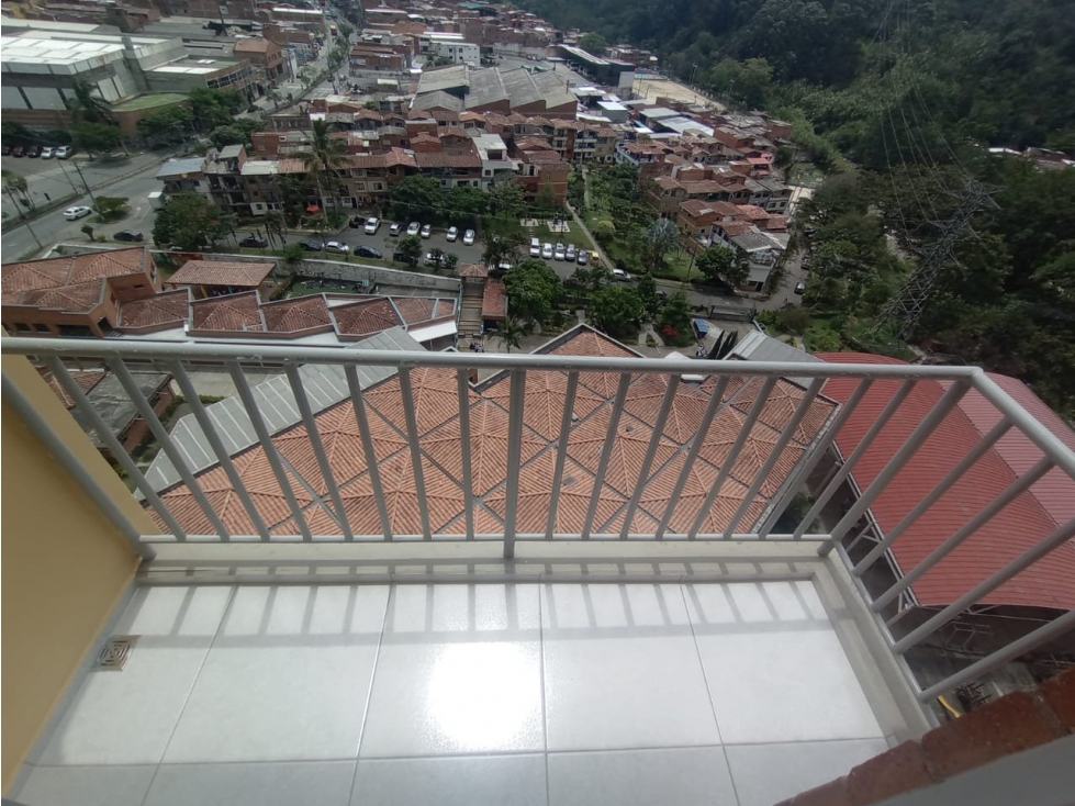 Apartamento en Ditaires, Itagüí