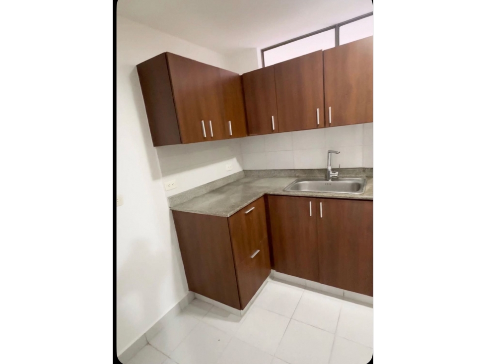Apartamento en Jardines Envígado 98 metros 750 millones — foto 3