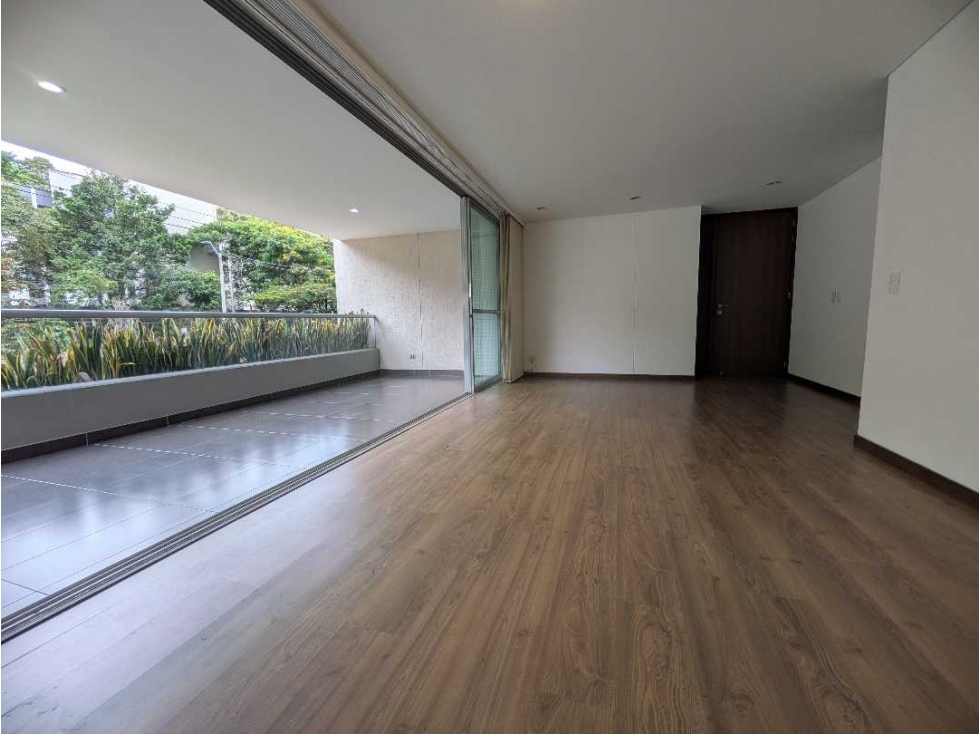 APARTAMENTO EN LA ABADIA ZONA PLANA