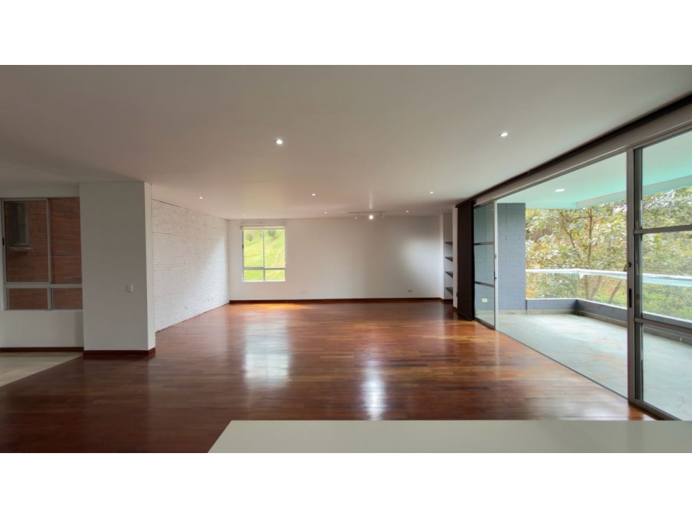 APARTAMENTO EN LA CALERA