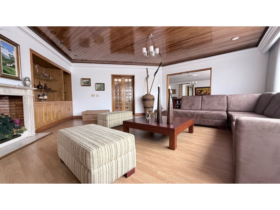 Venta Apartamento en La Carolina, Bogotá - 1