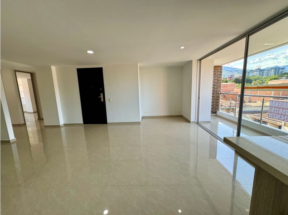 Apartamento en la Castellana *exclusivo apartamento por piso* — foto 3