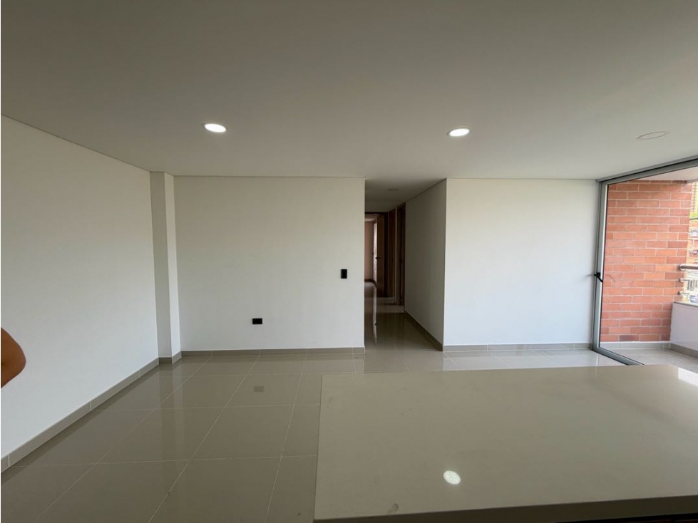 APARTAMENTO EN LA ESTRELLA PARA ESTRENAR — foto 4