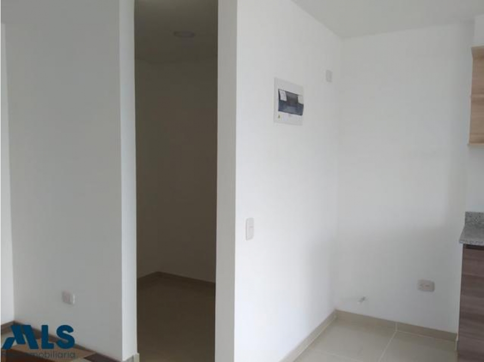 APARTAMENTO EN LA ESTRELLA(MLS#242789) - 4
