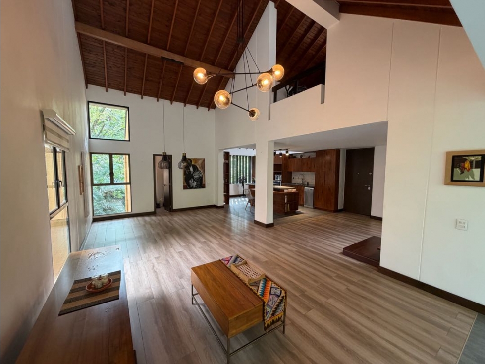 APARTAMENTO EN LA FRONTERA