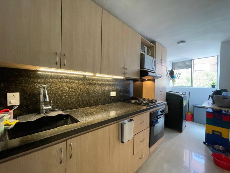 Apartamento en La Frontera 84 metros 650 millones