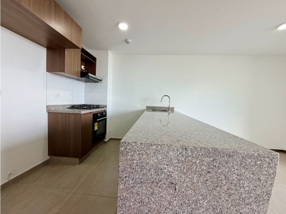 APARTAMENTO EN LA MACARENA CON DEPÓSITO — foto 3