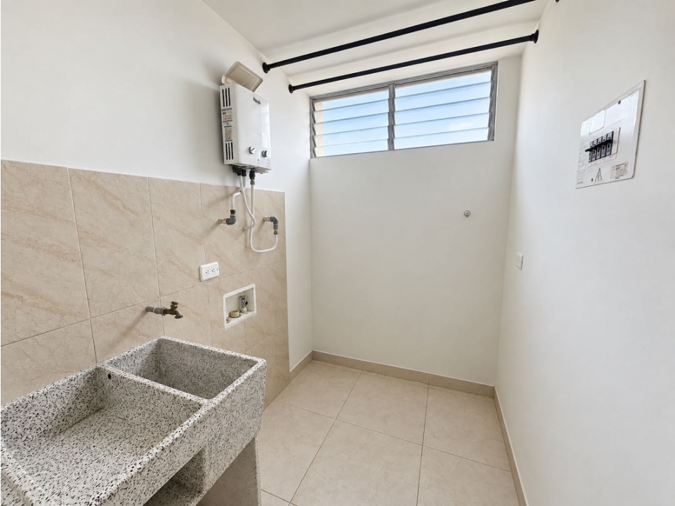 APARTAMENTO EN LA MACARENA PARQUEADERO CUBIERTO - 5