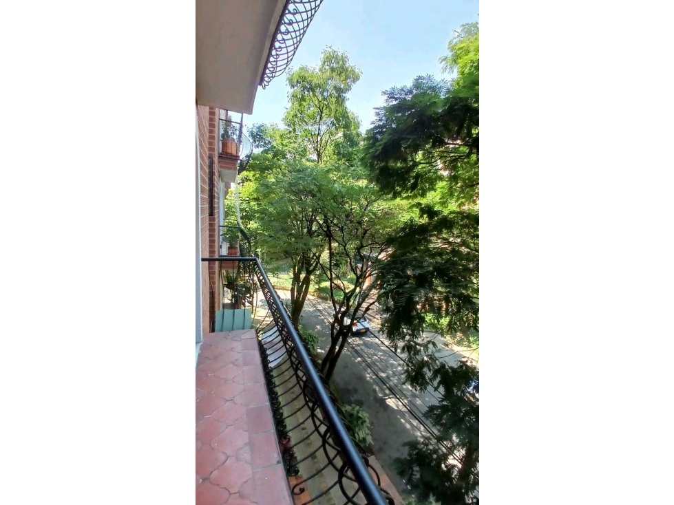 APARTAMENTO EN LA MEJOR UBICACION DE ENVIGADO