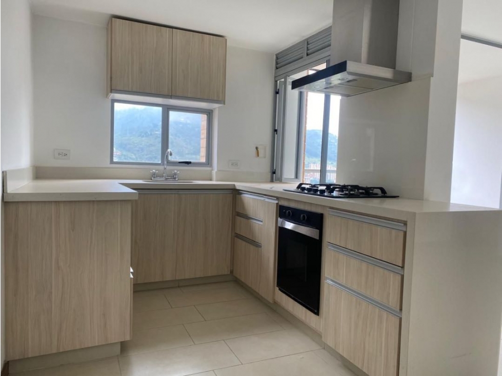 Apartamento en Las Brujas, Envigado
