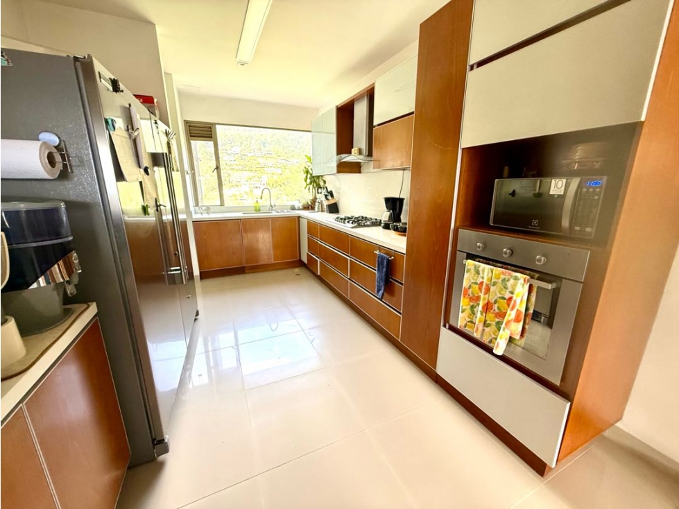 Apartamento en Las Palmas con Hermosa Vista y Espacios Amplios — foto 4
