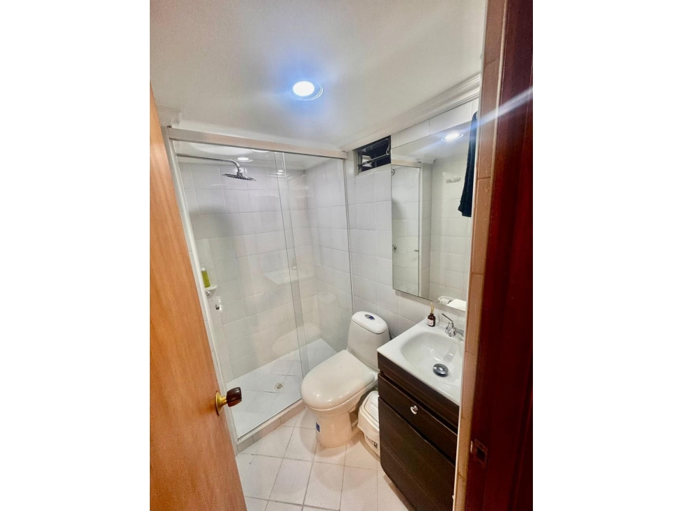 Apartamento en el poblado, 3 habitaciones, parqueadero — foto 2