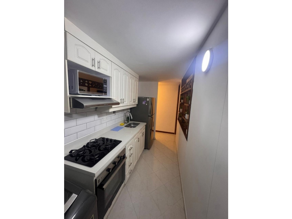 Apartamento en el poblado, 3 habitaciones, parqueadero — foto 5