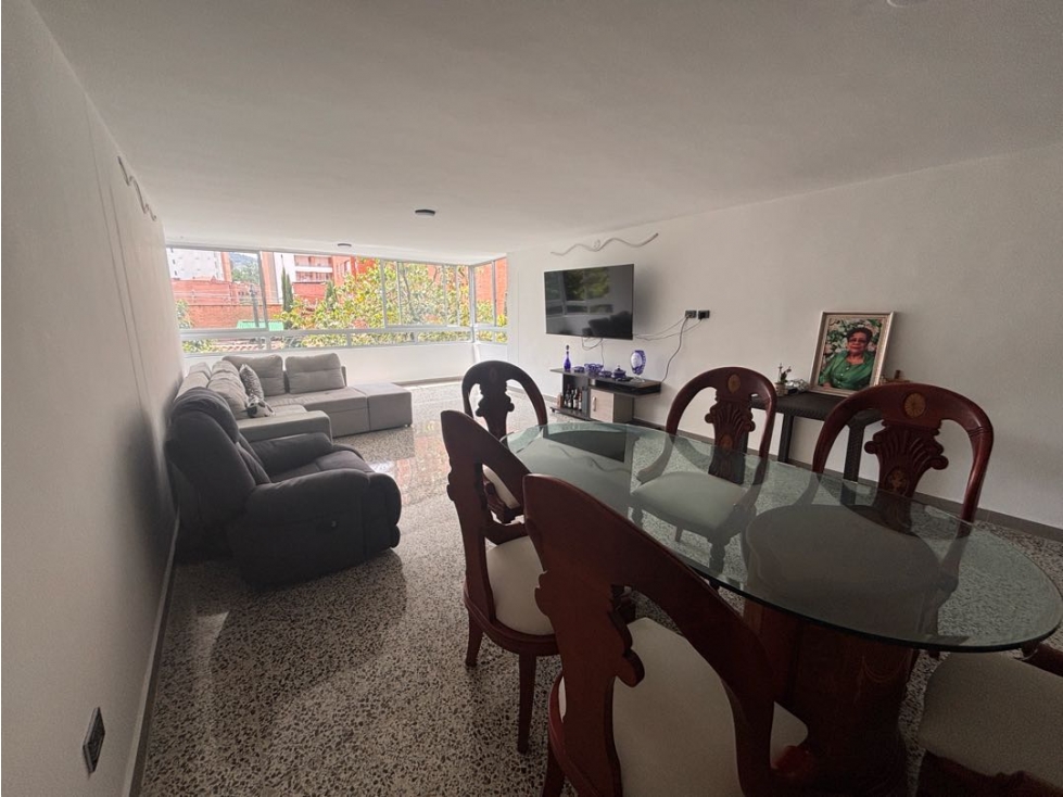 Apartamento en Laureles. — foto 2