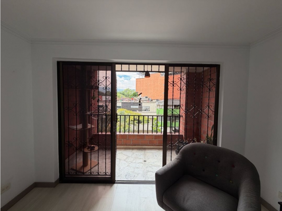 Apartamento en Laureles a 2 cuadras del Primer Parque — foto 5