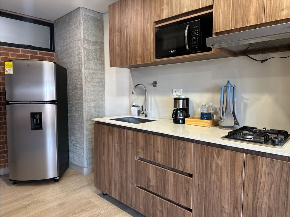APARTAMENTO EN LAURELES PARA RENTA AMOBLADO — foto 2