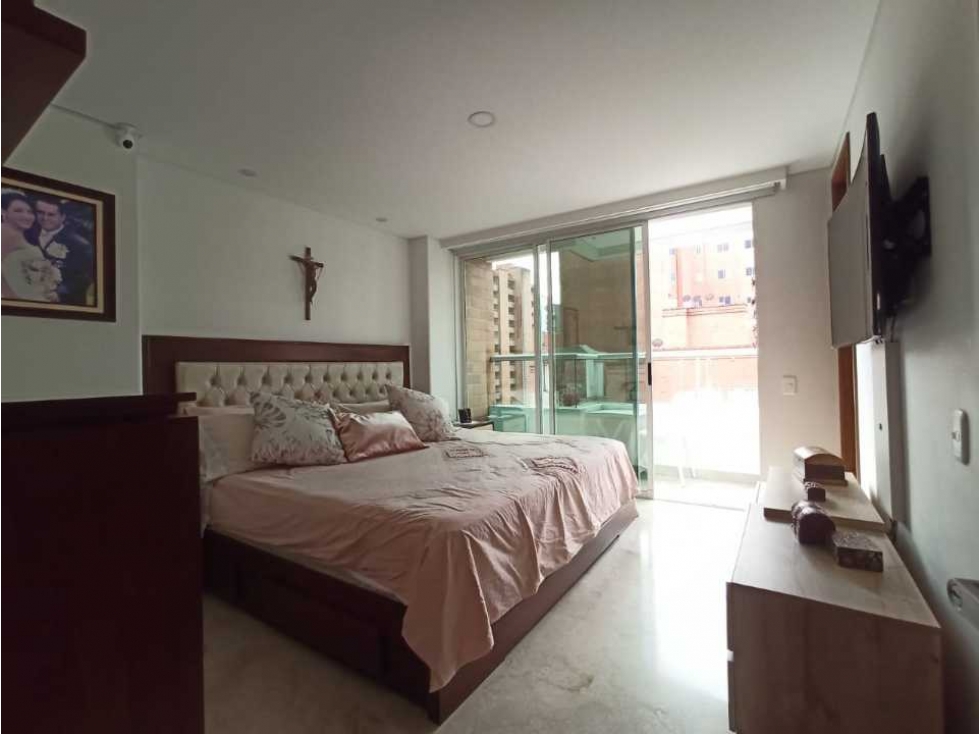 APARTAMENTO EN LAURELES PISO ALTO ZONA HUMEDA VIGILANCIA 24 /7 — foto 5