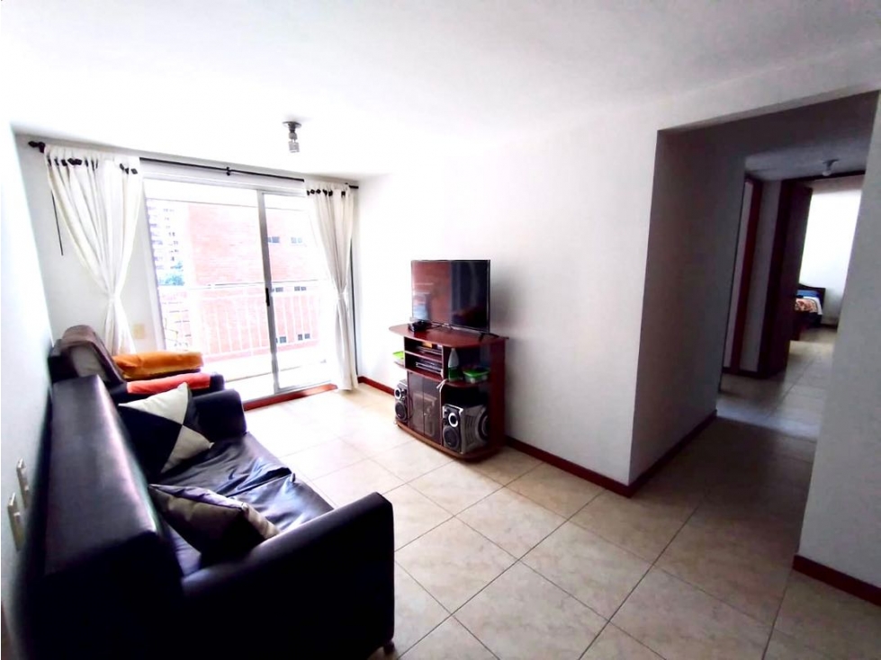 Apartamento en Loma de los Bernal — foto 3