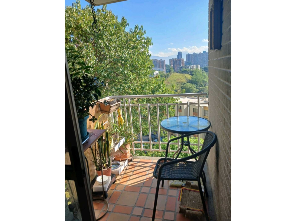 Apartamento en Loma de los Bernal en venta