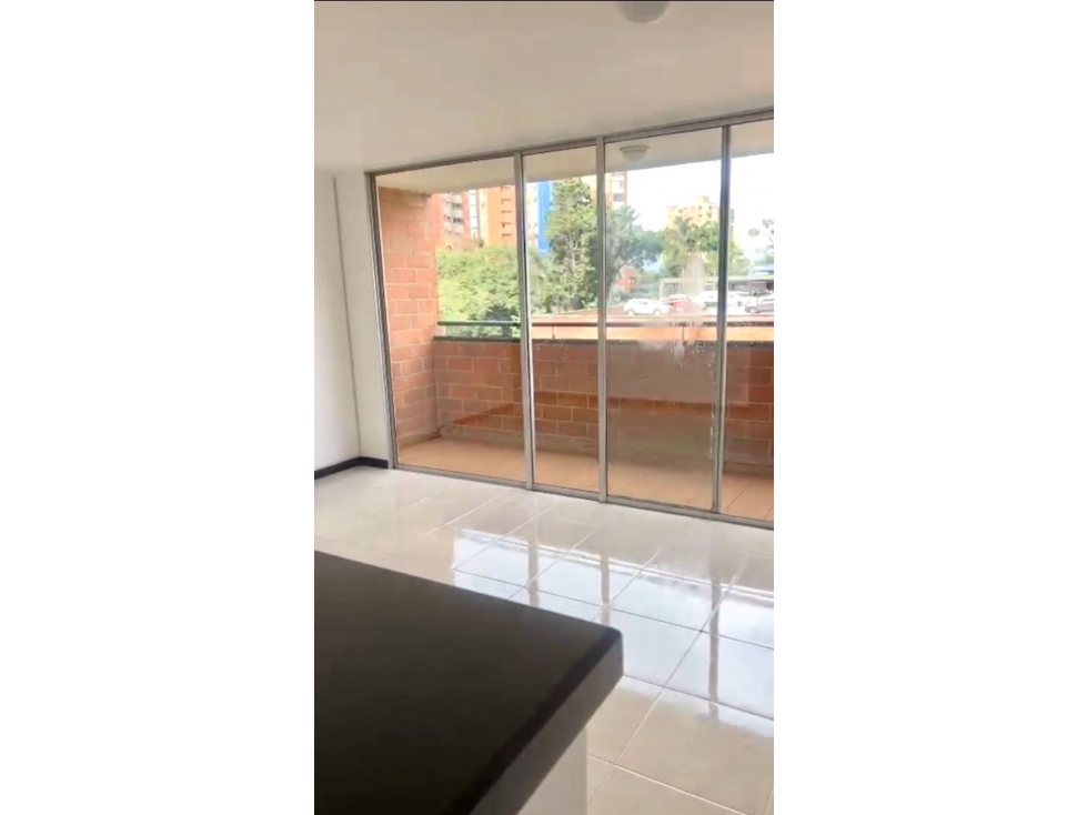 Apartamento en Loma de los Bernal