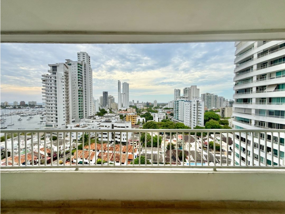 APARTAMENTO EN MANGA VISTA A LA BAHIA Y AL CENTRO HISTÓRICO, 3 ALCOBAS