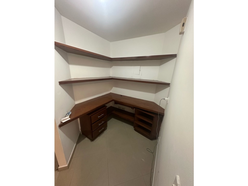 Apartamento en Manila Poblado para venta — foto 3
