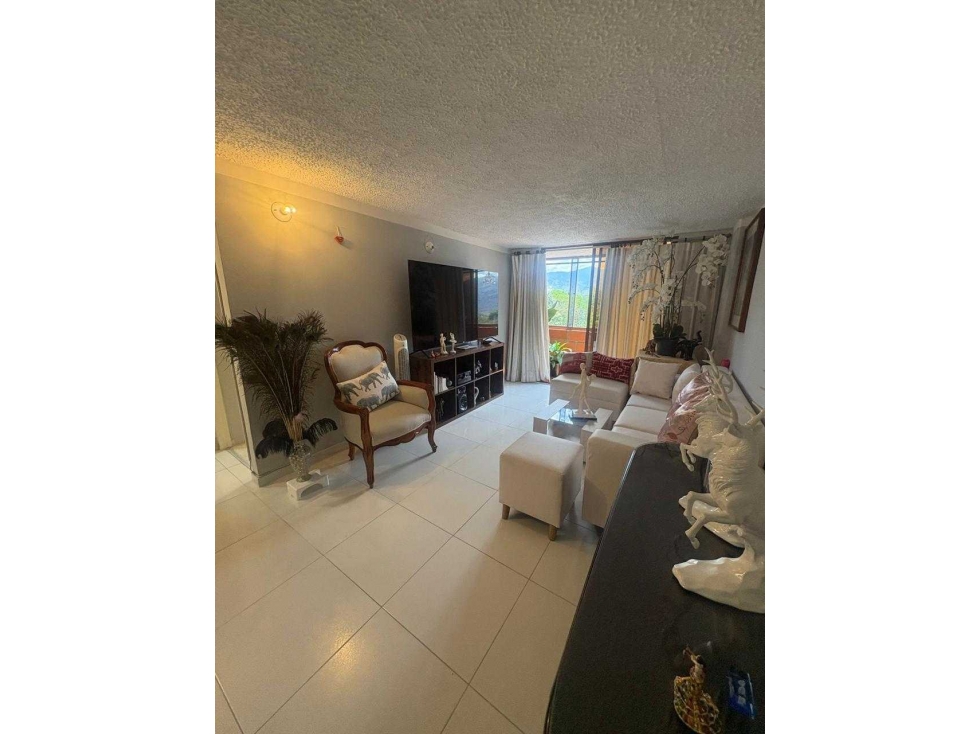 Apartamento en Manrique con excelente vista y ubicación — foto 5