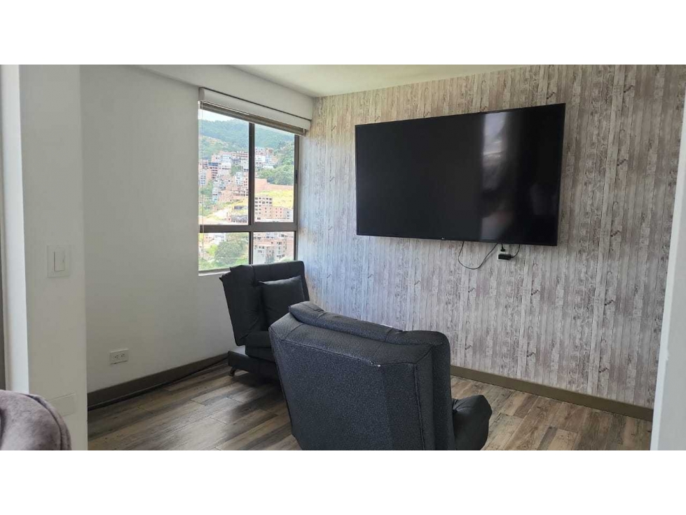 APARTAMENTO EN MEDELLIN LOMA DE LOS BERNAL. — foto 6