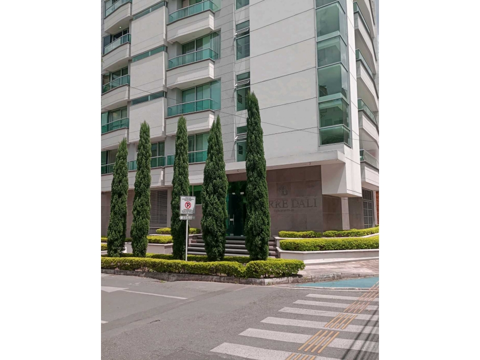 Apartamento en Medellín Laureles , Antioquia , Colombia. — foto 2