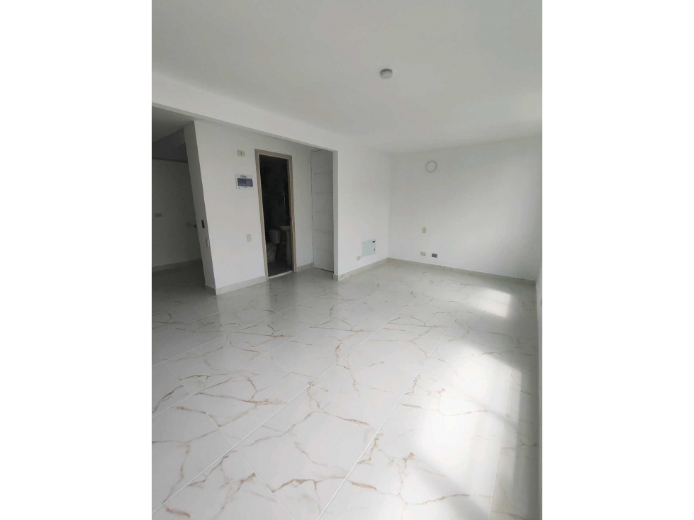 EN ALQUILER APARTAMENTO CUARTO PISO CONJUNTO NAPOLI DE LA ITALIA - 6