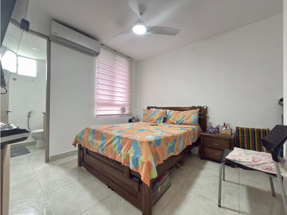 Apartamento en parque@heredia con parqueadero propio — foto 3