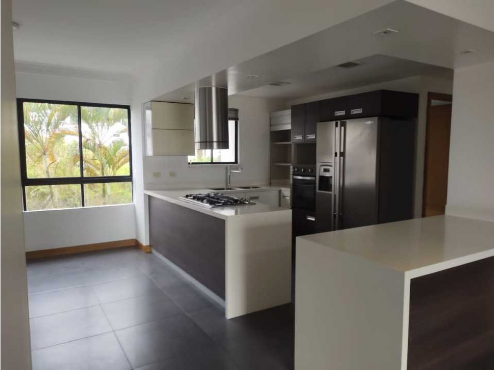 Apartamento en Pinares 182 mts