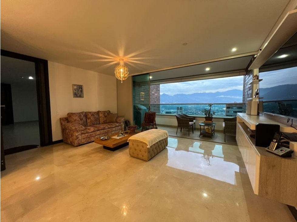 APARTAMENTO EN POBLADO MILLA DE ORO