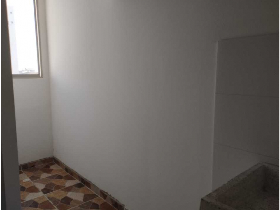 APARTAMENTO EN PORVENIR CERCA AL PARQUE EUGENIO MACIAS — foto 5