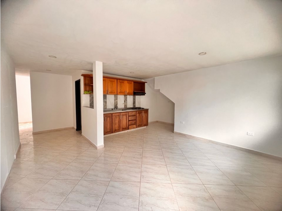 APARTAMENTO EN PRIMER PISO CON APARTAESTUDIO EN VENTA EN EL CARMEN VIB — foto 2