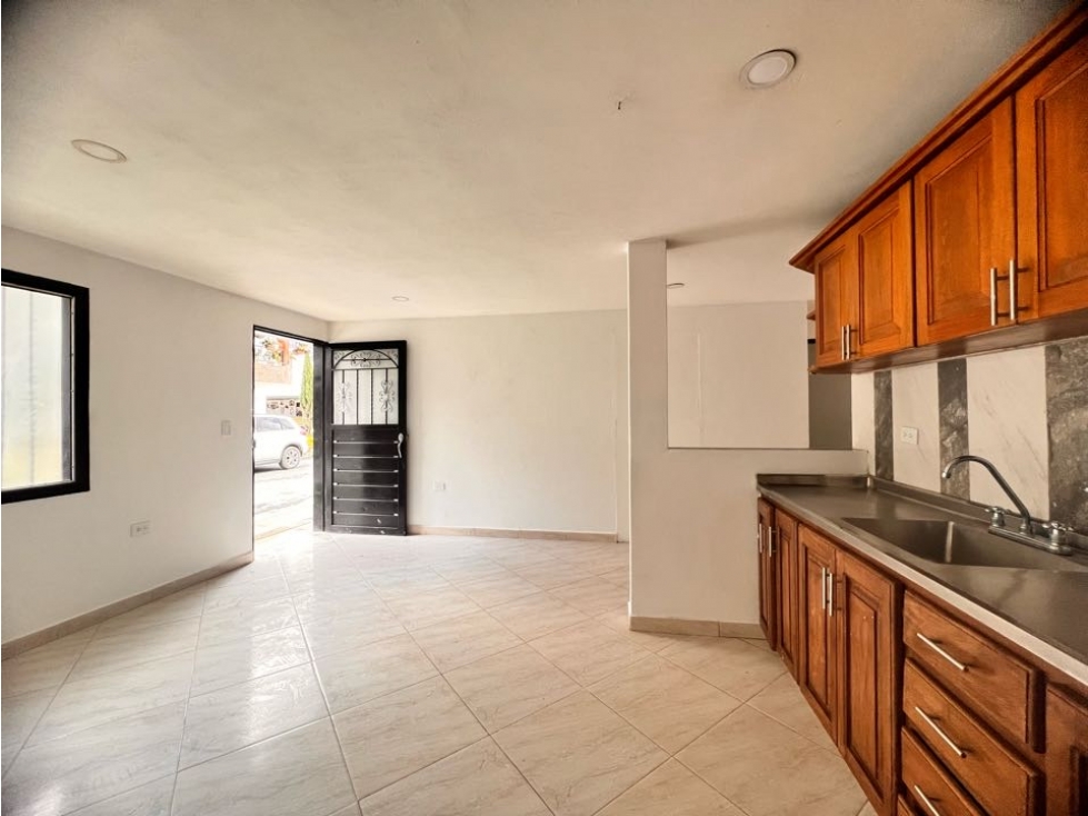 APARTAMENTO EN PRIMER PISO CON APARTAESTUDIO EN VENTA EN EL CARMEN VIB — foto 3