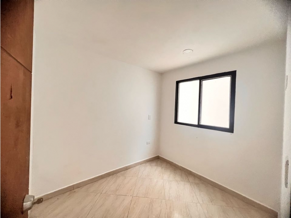 APARTAMENTO EN PRIMER PISO CON APARTAESTUDIO EN VENTA EN EL CARMEN VIB — foto 5