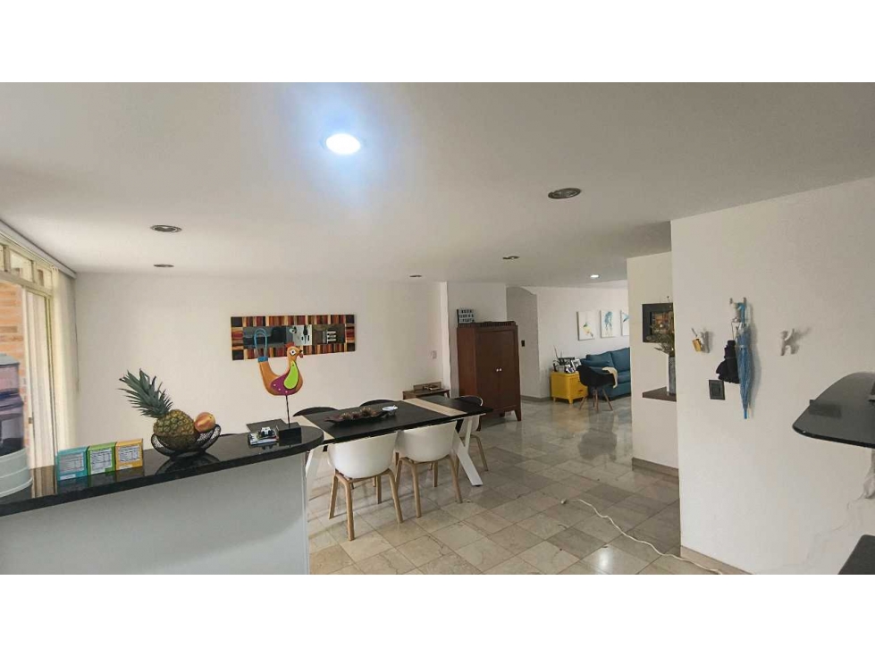 Apartamento en primer piso en Pinares 150 mts — foto 5