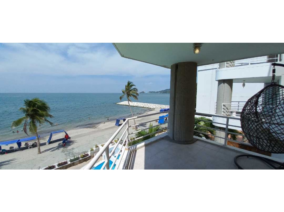 Apartamento en primera línea en Arriendo sector Playa Salguero