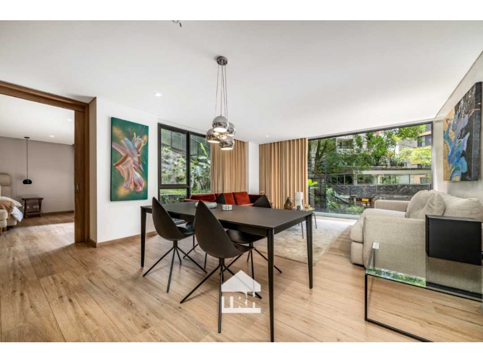 Apartamento en Provenza, permite Airbnb por días.