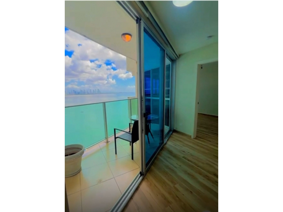 Apartamento en Punta Pacífica Vista al Mar 1 Rec + Estudio $1,600