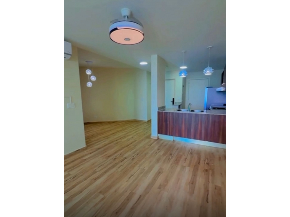 Apartamento en Punta Pacífica Vista al Mar 1 Rec + Estudio $1,600 — foto 2