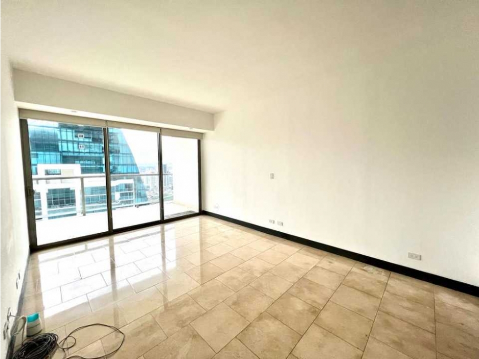 APARTAMENTO EN PUNTA PACIFICA de 2 REC PH JW MARRIOT ANTIGUO TRUMP — foto 2