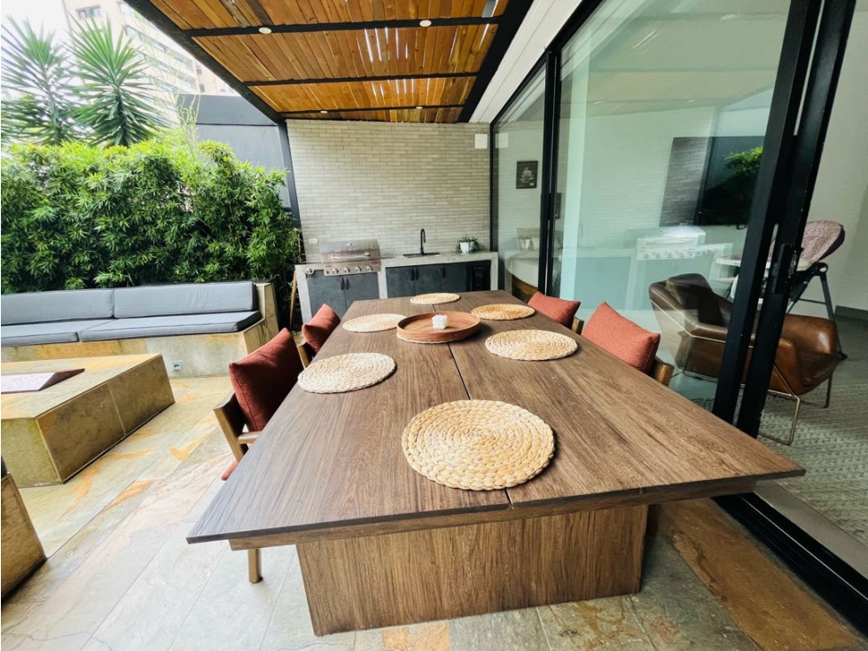 Apartamento Amoblado en Arriendo en El Poblado sector San Lucas — foto 2