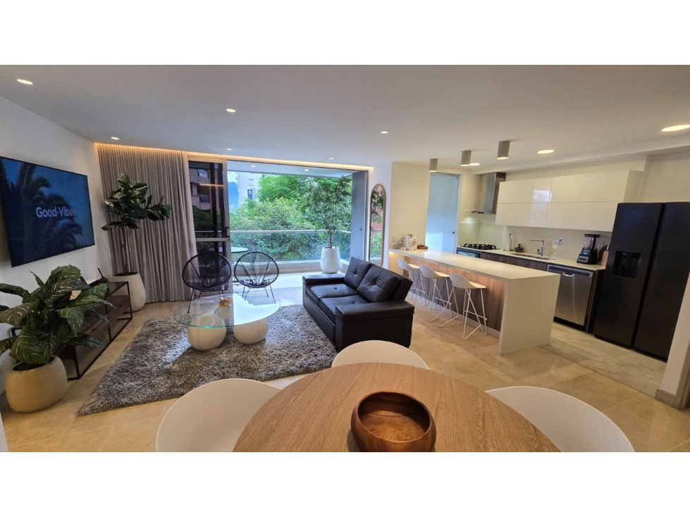 Apartamento en renta en Lalinde poblado , amoblado o sin amoblar