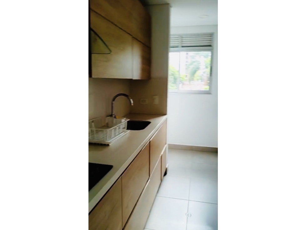 Apartamento Amoblado en Arriendo sector Poblado Milla de Oro — foto 4