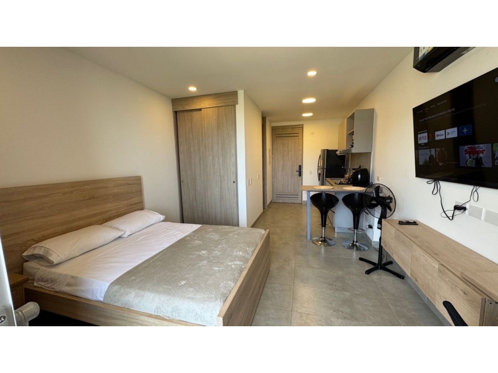 Apartamento en renta amoblado Piscinas+Playa - 1