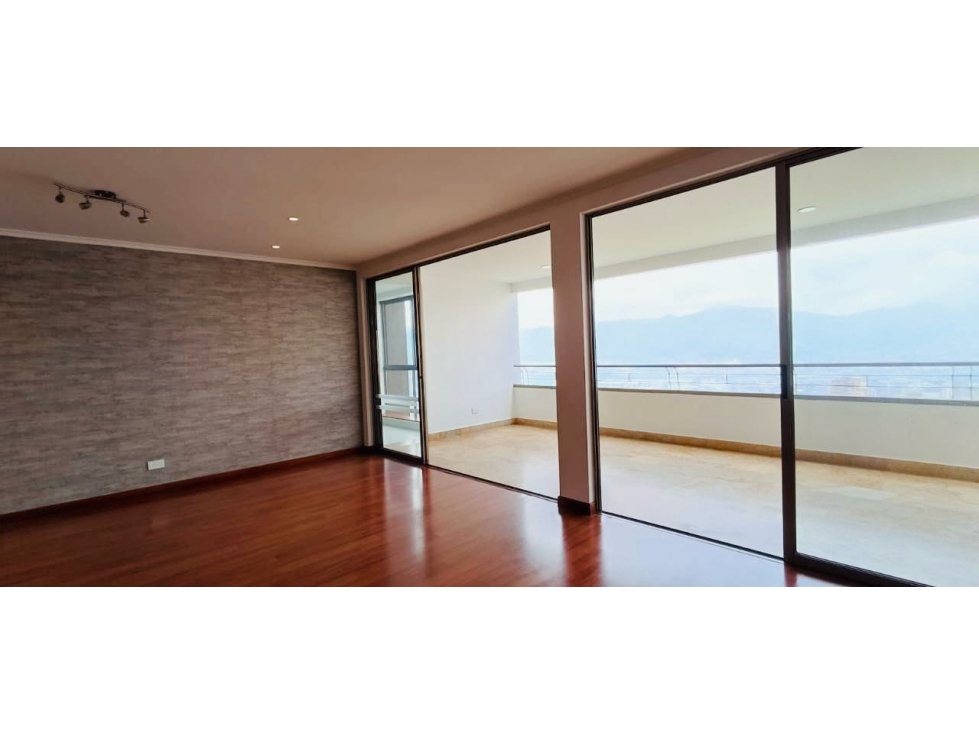 Apartamento en Arriendo en El Poblado sector La Calera — foto 4