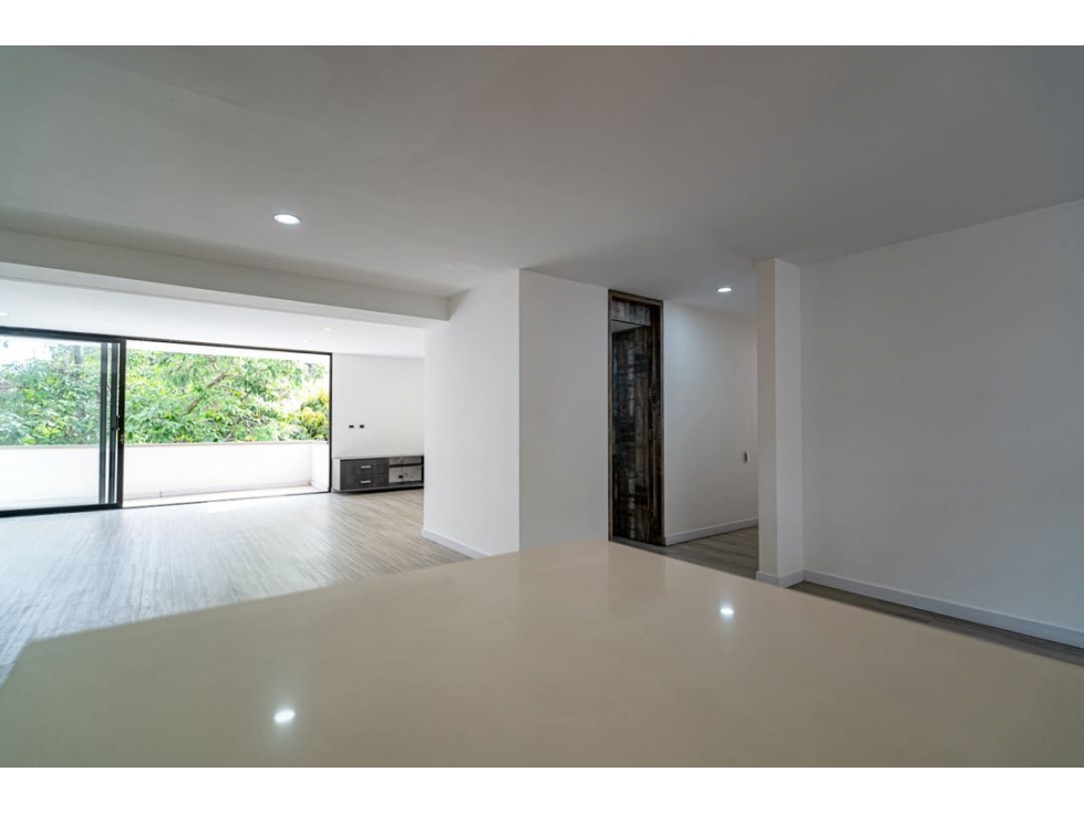 Apartamento en renta - El Poblado 195 mt2 — foto 3