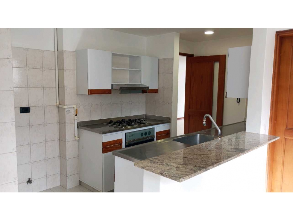 Apartamento en renta el poblado castropol — foto 3